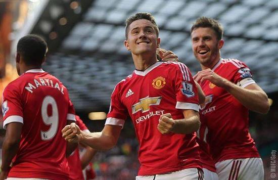 是俱乐部坚 是俱乐部坚